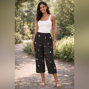 Coldwater Creek Capri Pants Size 12 Black Embroidered Summer Butterflies